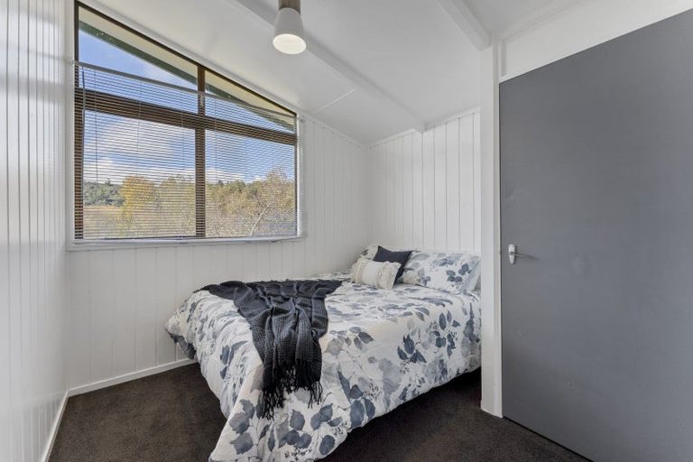 Photo of property in 60 Norana Road, Timberlea, Upper Hutt, 5018