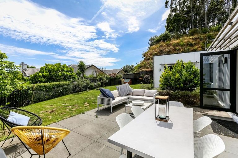 Photo of property in 82 Karamea Street, Whalers Gate, New Plymouth, 4310