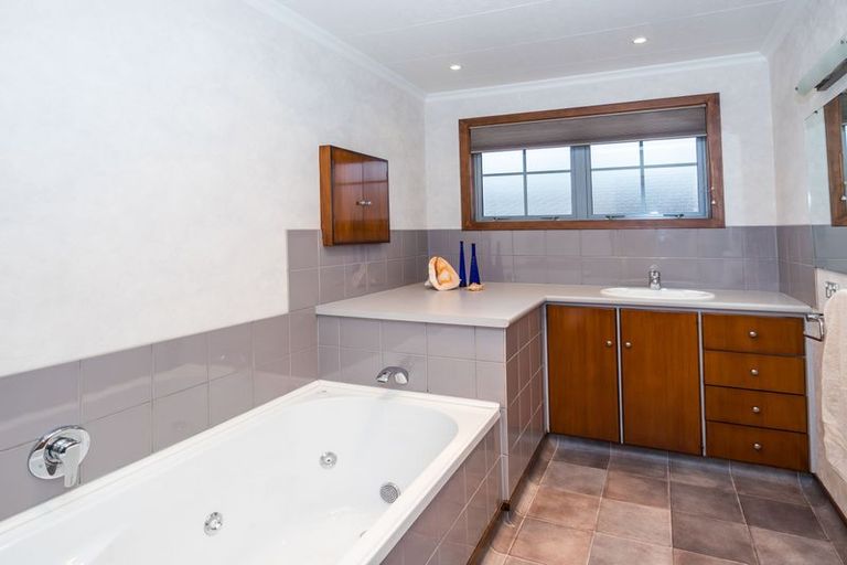 Photo of property in 78 Peel Street, Geraldine, 7930