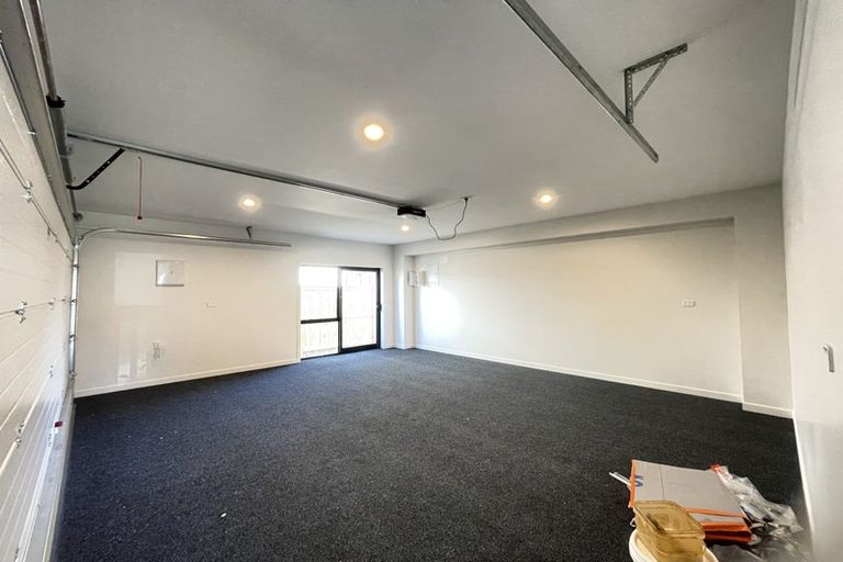 Photo of property in 16 The Anchorage, Sunnyhills, Auckland, 2010