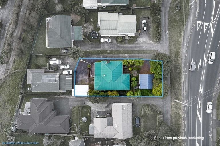 Photo of property in 450 Don Buck Road, Massey, Auckland, 0614