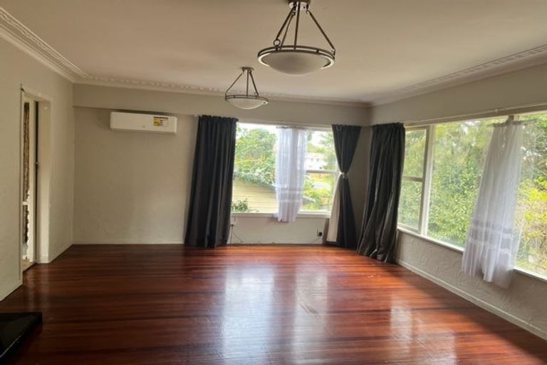 Photo of property in 258 Pakuranga Road, Pakuranga Heights, Auckland, 2010