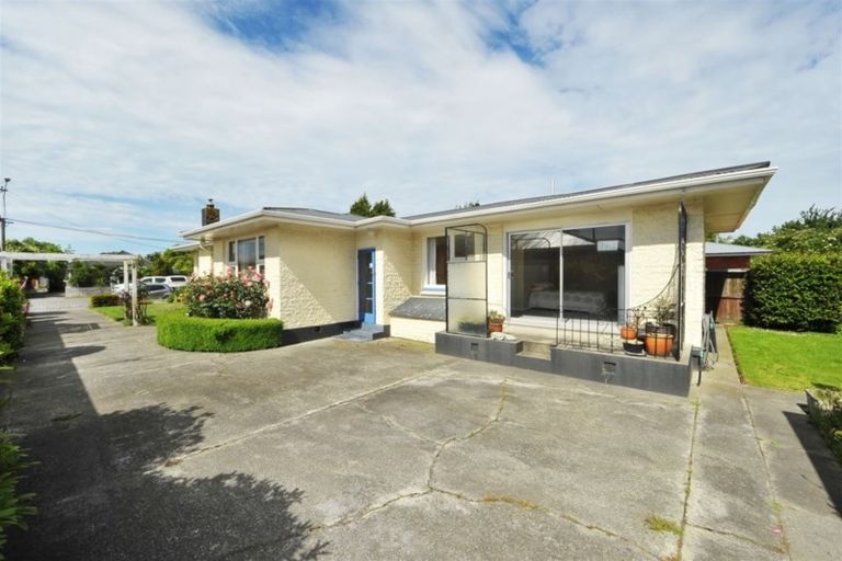 Photo of property in 297 Wairakei Road, Bryndwr, Christchurch, 8053
