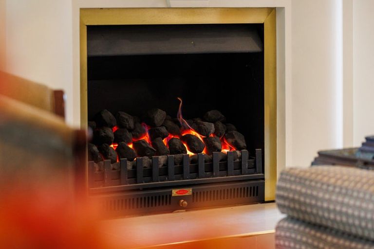 Photo of property in 5 Waicola Drive, Fitzherbert, Palmerston North, 4471