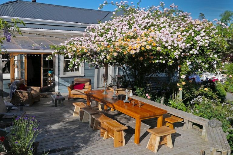 Photo of property in 1307 State Highway 2, Waipawa, Otane, 4277