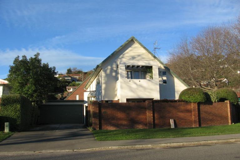 Photo of property in 19 Bowenvale Avenue, Cashmere, Christchurch, 8022