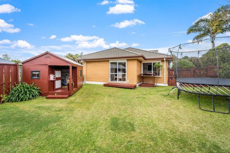 Photo of property in 4 Phoebe Meikle Place, Torbay, Auckland, 0630