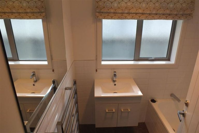 Photo of property in 207 Grahams Road, Burnside, Christchurch, 8053