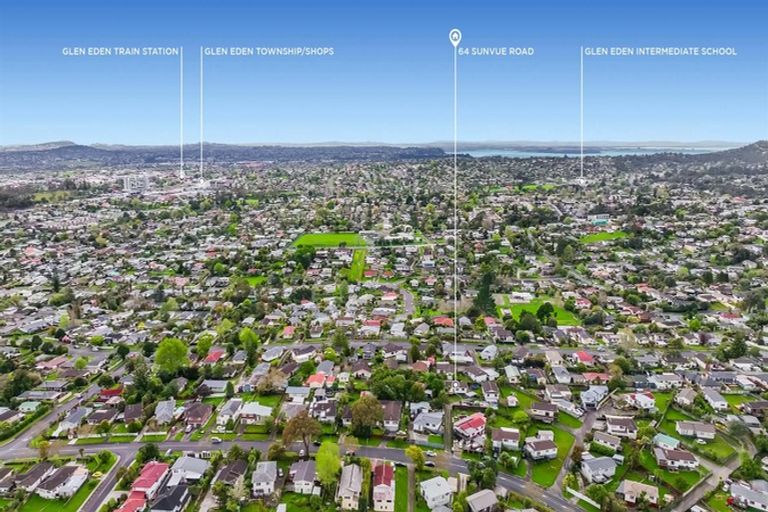 Photo of property in 64 Sunvue Road, Glen Eden, Auckland, 0602