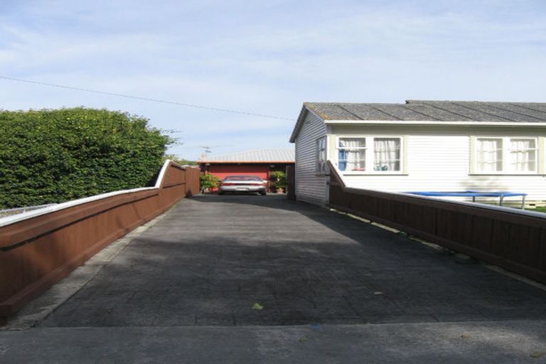 Photo of property in 17a Macky Street, Taita, Lower Hutt, 5011