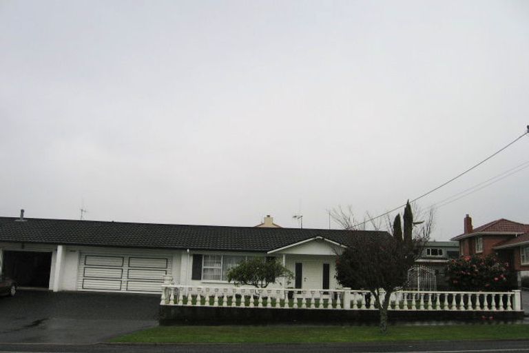 Photo of property in 98a Beerescourt Road, Beerescourt, Hamilton, 3200