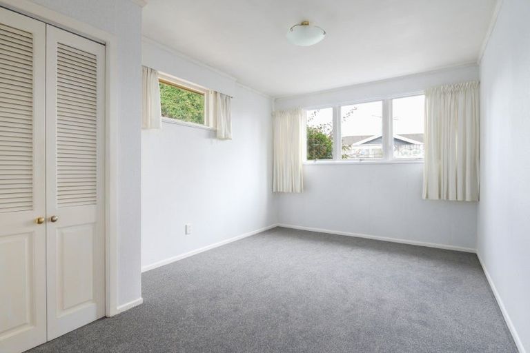 Photo of property in 64 Berkley Avenue, Hillcrest, Hamilton, 3216