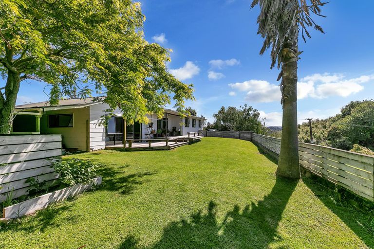 Photo of property in 278 Upper Orewa Road, Wainui, Silverdale, 0992