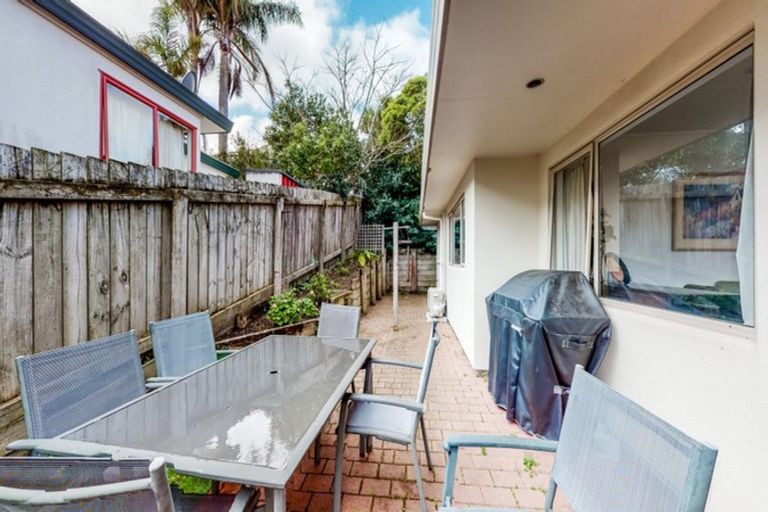Photo of property in 3/692 Whangaparaoa Road, Stanmore Bay, Whangaparaoa, 0932