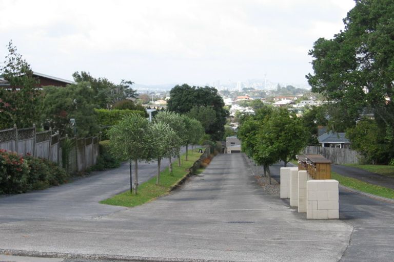 Photo of property in 32k Parr Terrace, Castor Bay, Auckland, 0620