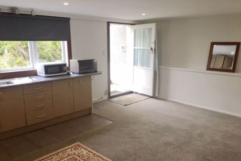 Photo of property in 75 Don Buck Road, Massey, Auckland, 0614