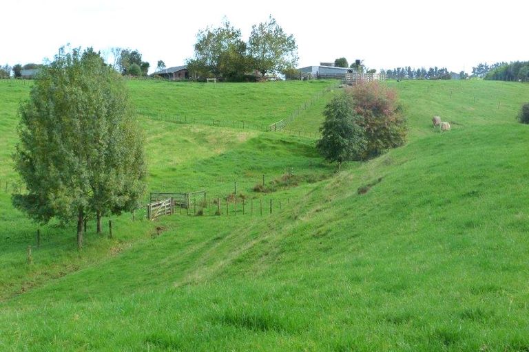 Photo of property in 110 Hall Road, Waiuku, 2681