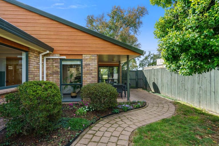 Photo of property in 24 Taylor Street, Cambridge, 3434