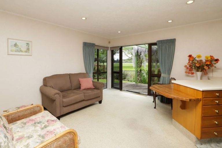 Photo of property in 12a Rimmington Drive, Hamilton Lake, Hamilton, 3204