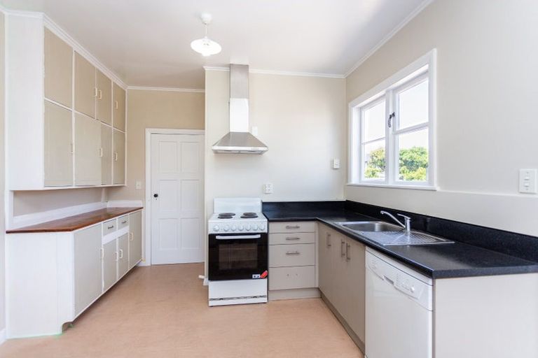 Photo of property in 50/50a Centennial Avenue, Riccarton, Christchurch, 8041