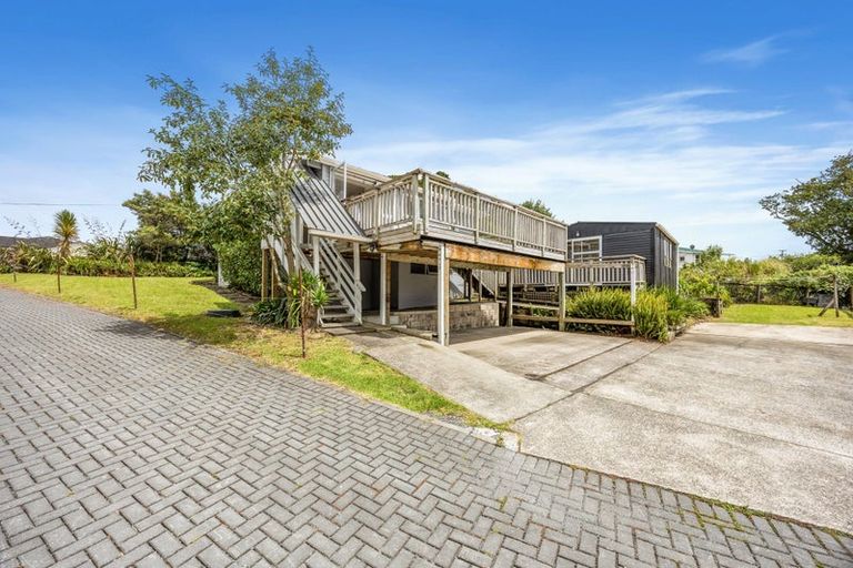 Photo of property in 96d Matua Road, Huapai, Kumeu, 0810