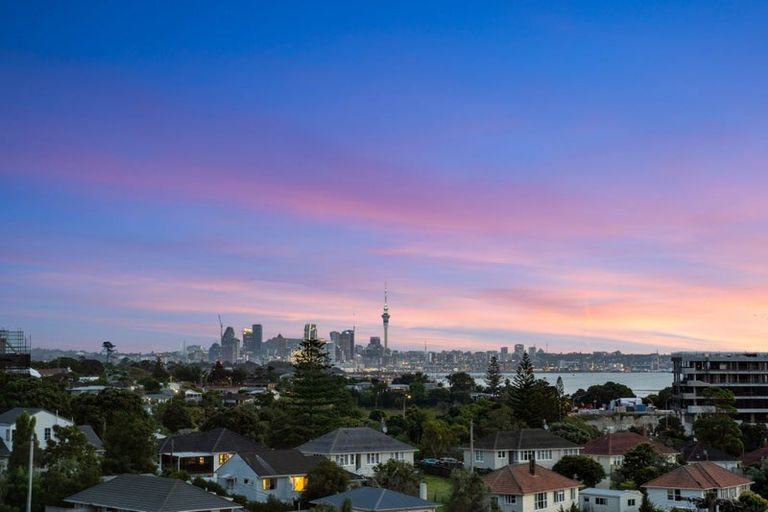 Photo of property in 1/29 Bracken Avenue, Takapuna, Auckland, 0622