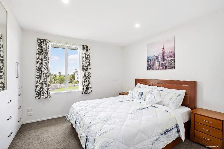 Photo of property in 5/1 Opito Way, East Tamaki, Auckland, 2013