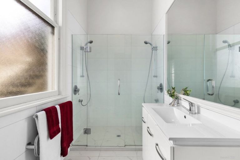 Photo of property in 11 Armour Avenue, Mount Victoria, Wellington, 6011