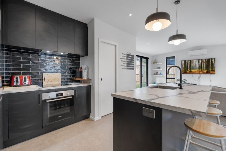 Photo of property in 17 Whakaturou Crescent, Pyes Pa, Tauranga, 3112