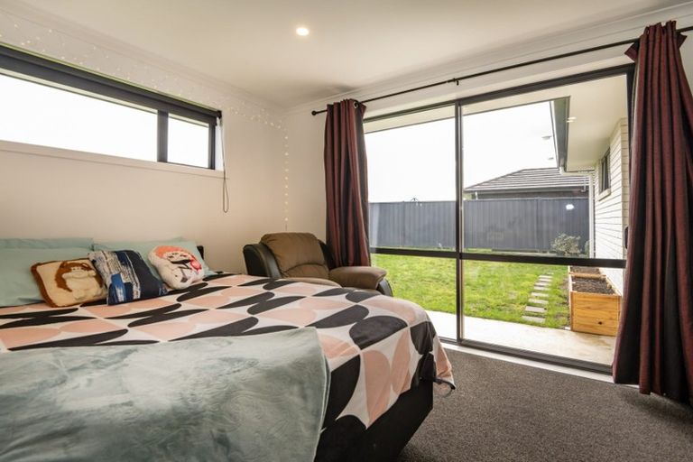 Photo of property in 15 Palgrave Avenue, Flaxmere, Hastings, 4120