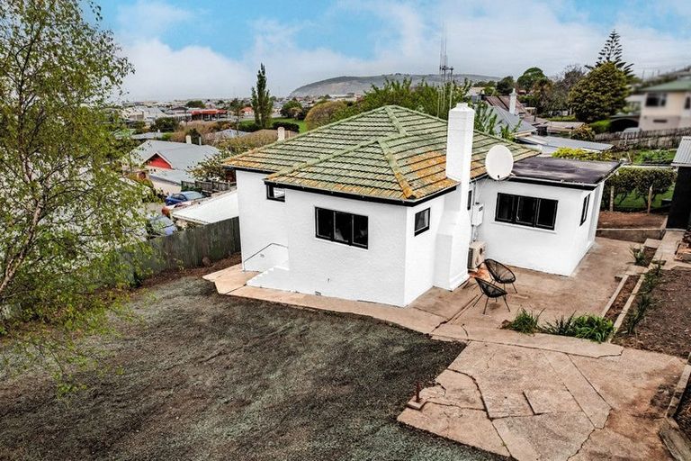 Photo of property in 16a Clyde Street, Oamaru North, Oamaru, 9400