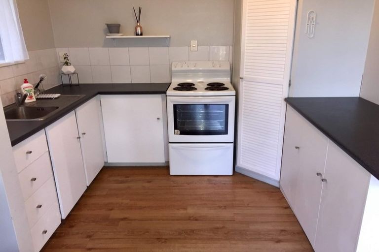 Photo of property in 1/160 Manuka Road, Bayview, Auckland, 0629