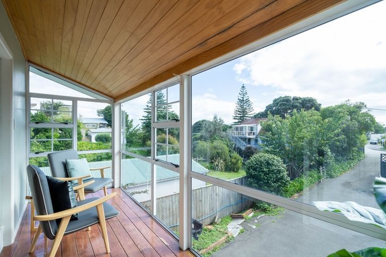 Photo of property in 10 Poplar Avenue, Raumati South, Paraparaumu, 5032