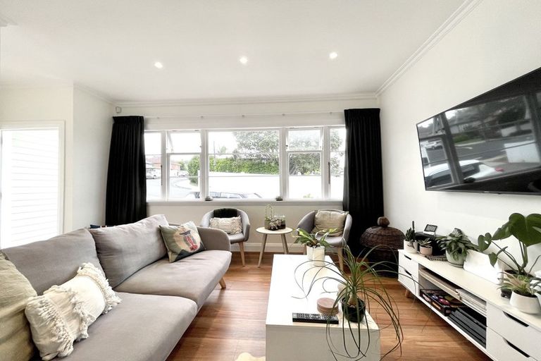 Photo of property in 6 Bonnie Brae Road, Meadowbank, Auckland, 1072