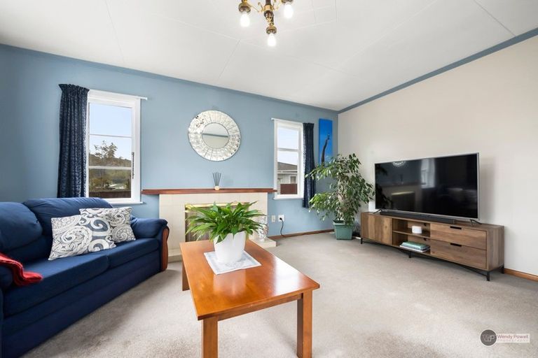 Photo of property in 130 Wainuiomata Road, Wainuiomata, Lower Hutt, 5014