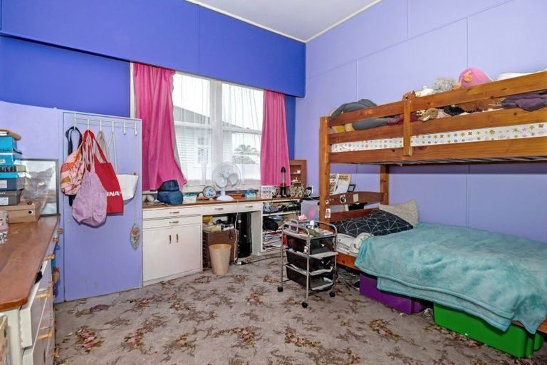 Photo of property in 35 De Lautour Road, Inner Kaiti, Gisborne, 4010