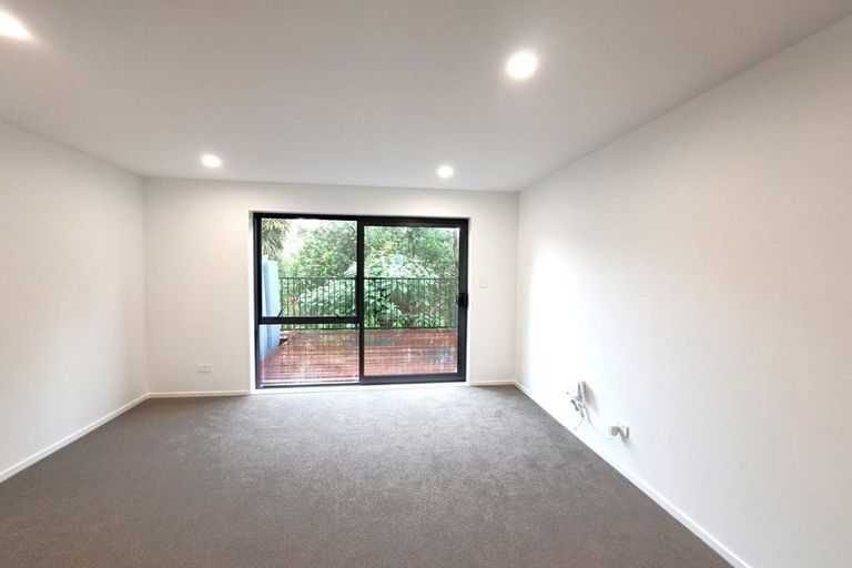 Photo of property in 56 Raupeti Lane, Henderson, Auckland, 0612