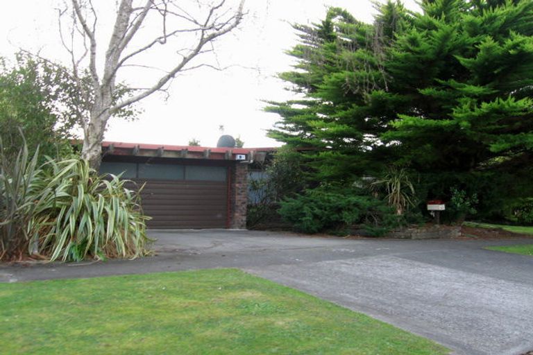 Photo of property in 92 Atawhai Road, Fitzherbert, Palmerston North, 4410