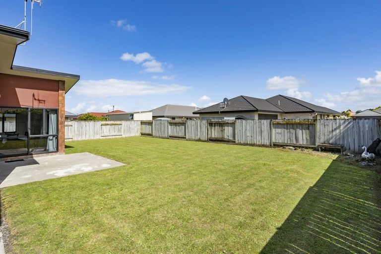 Photo of property in 21 Brooklyn Heights Drive, Kelvin Grove, Palmerston North, 4414