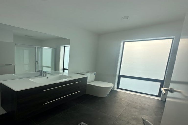 Photo of property in 22 Houhere Street, Paraparaumu, 5032