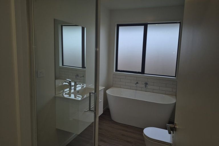 Photo of property in 4 Herridge Street, Woodend, 7691