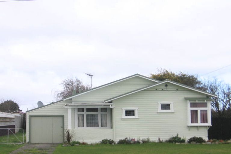 Photo of property in 25 Stuckey Street, Levin, 5510