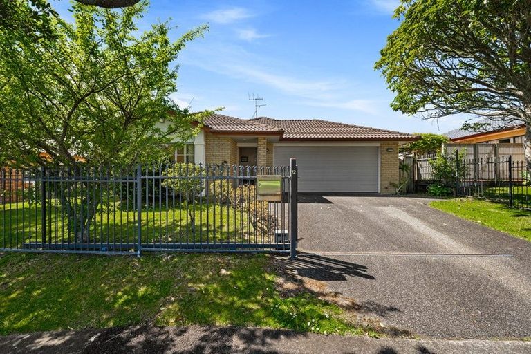 Photo of property in 12 Richfield Crescent, Westgate, Auckland, 0614