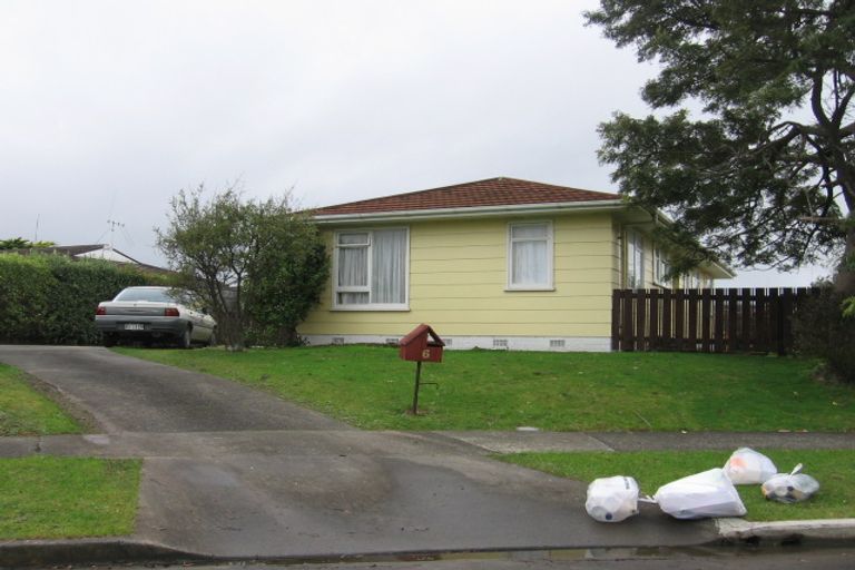 Photo of property in 6 Bryce Place, Kelvin Grove, Palmerston North, 4414
