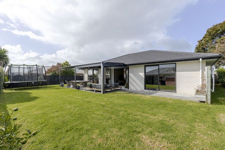 Photo of property in 4a James Drive, Bell Block, New Plymouth, 4312