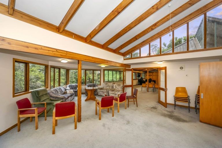 Photo of property in 445 Titirangi Road, Titirangi, Auckland, 0604