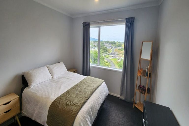 Photo of property in 13e York Crescent, Westown, New Plymouth, 4310