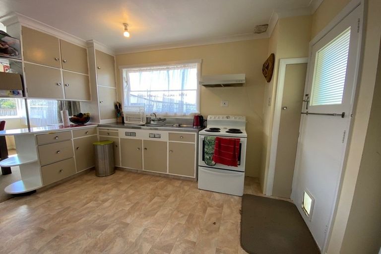 Photo of property in 23 Stirling Crescent, Hokowhitu, Palmerston North, 4410