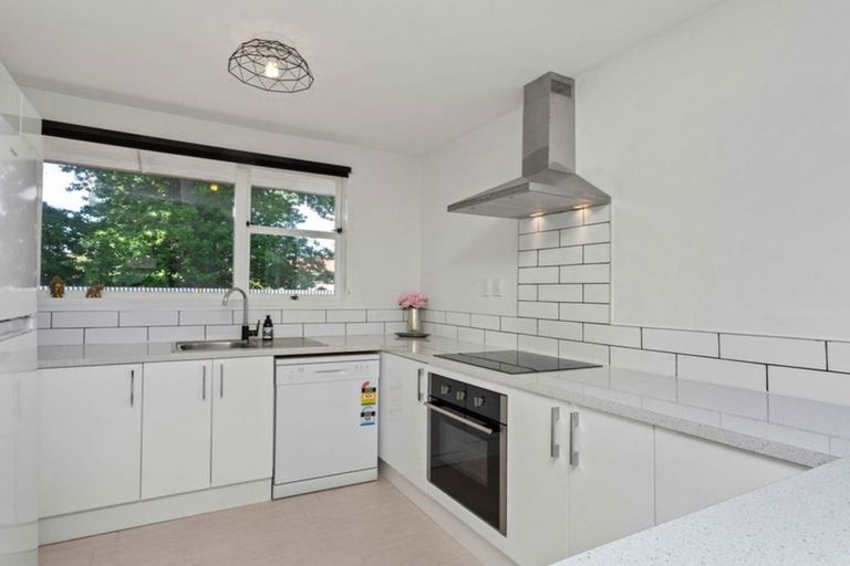 Photo of property in 4/277 Main South Road, Hornby, Christchurch, 8042