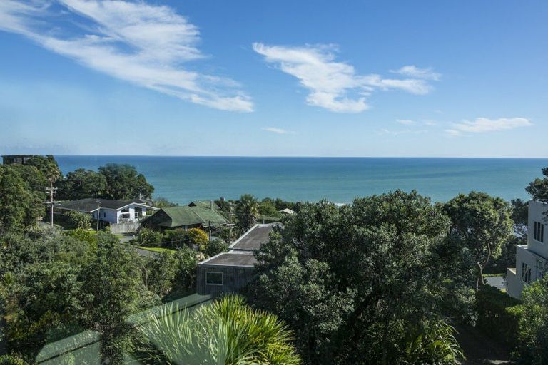 Photo of property in 6 Berridge Road, Muriwai, Waimauku, 0881